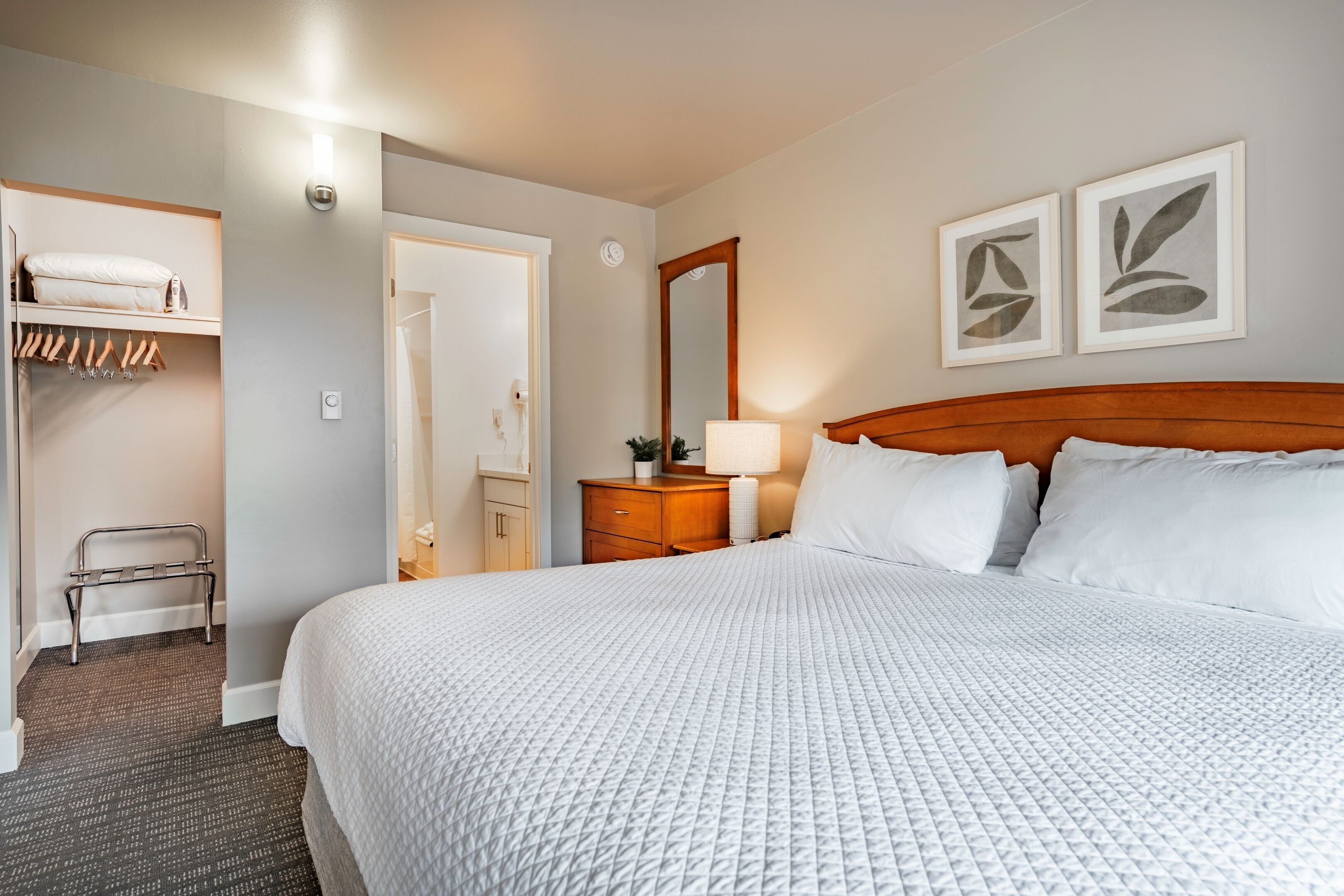 Signature Room, 1 King Bed with Sofa bed | 1 bedroom, desk, laptop workspace, iron/ironing board