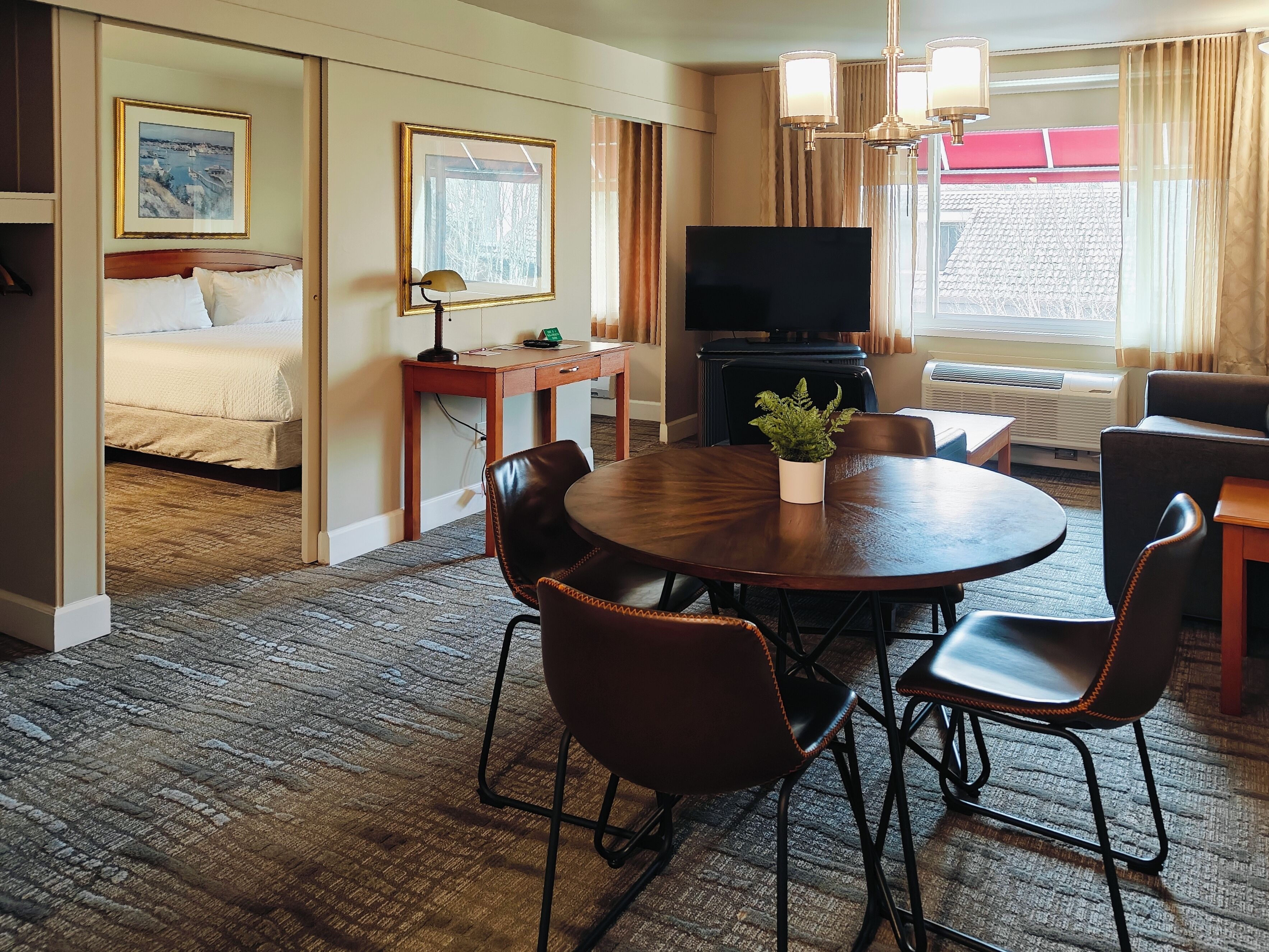 Signature Room, 1 King Bed with Sofa bed | Living room | 50-inch Smart TV with cable channels