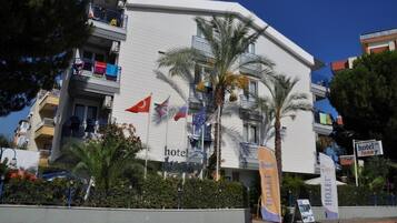 Façade de lâhĂ©bergement