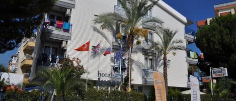 Fachada da propriedade