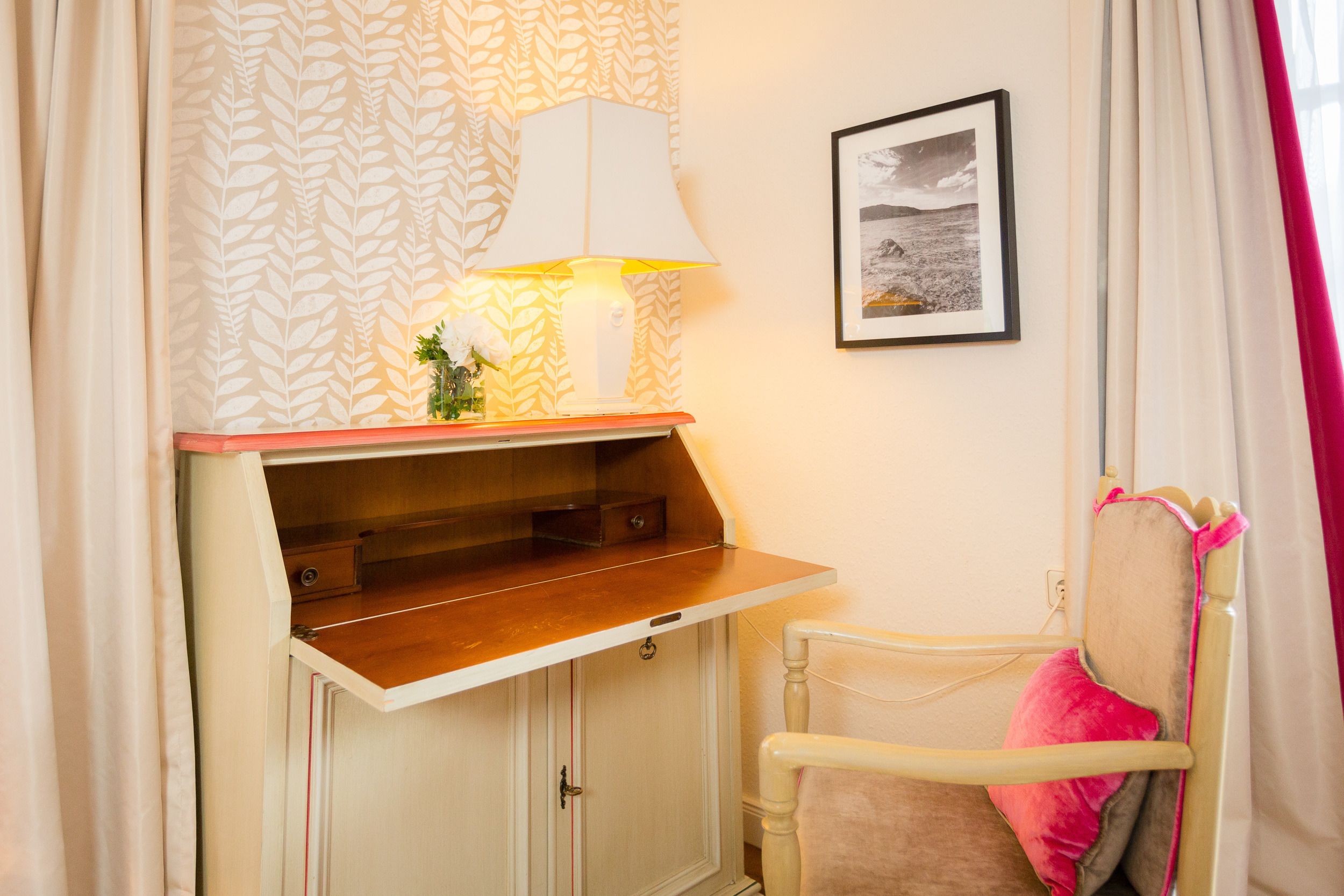 superior single room | 1 bedroom, egyptian cotton sheets, premium bedding, minibar