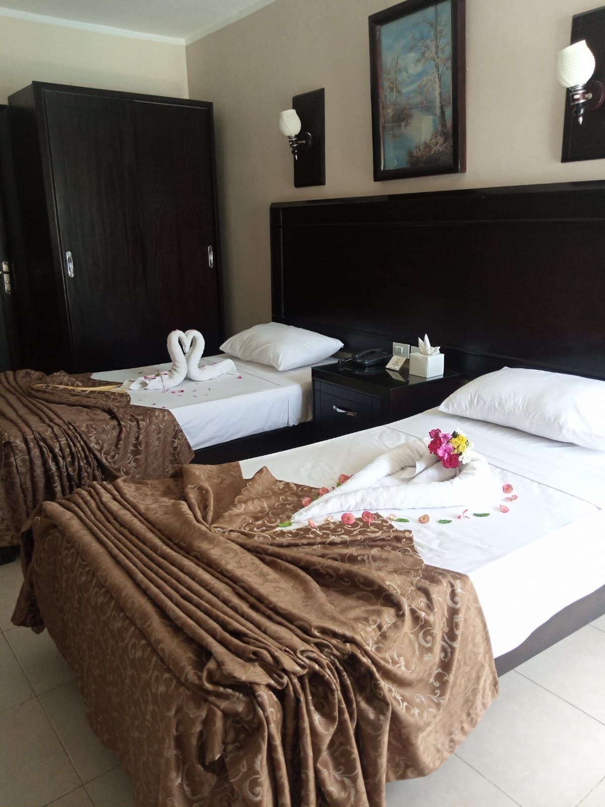 Photo - Sand Beach Resort