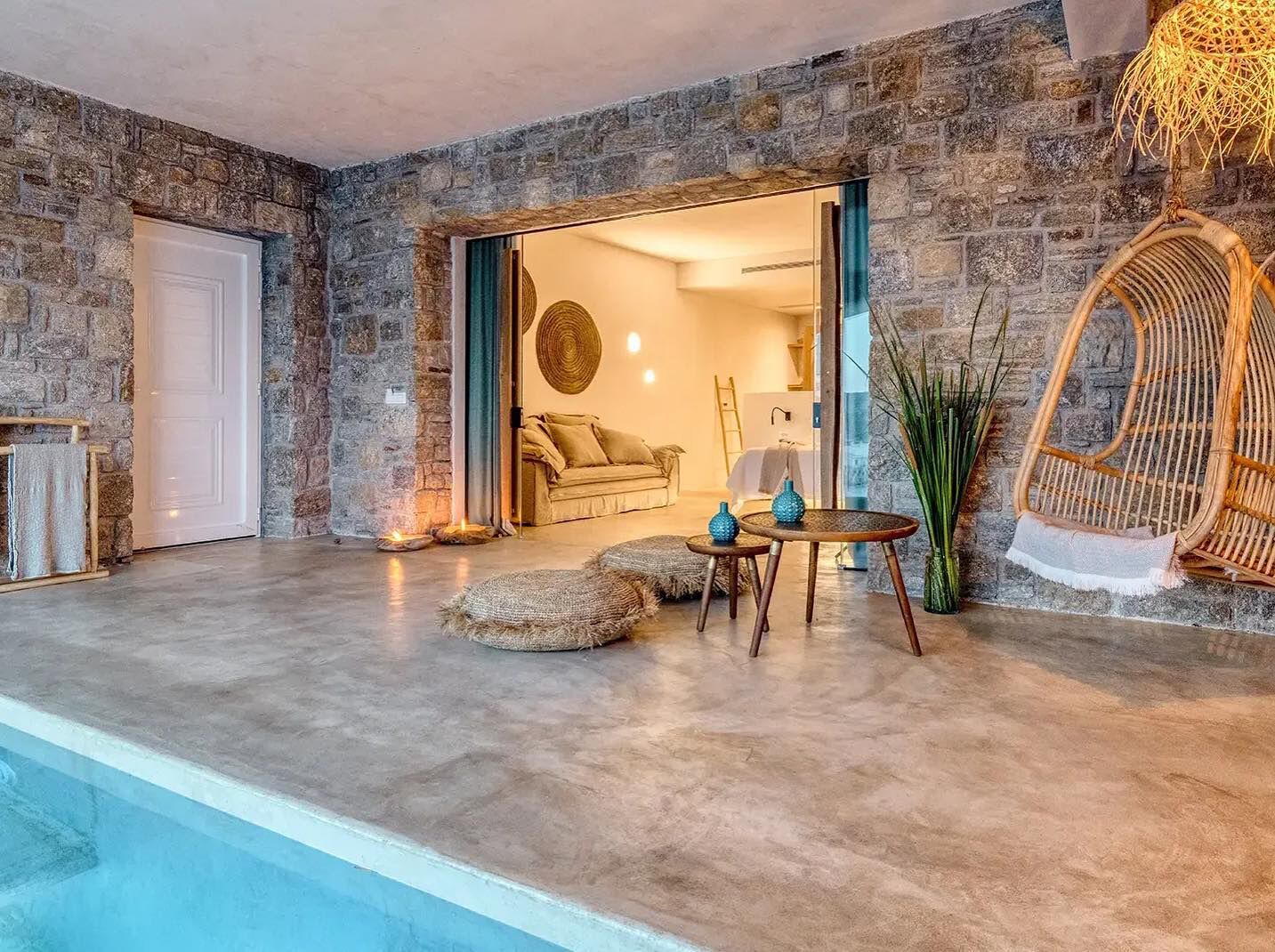 Signature Grand Suite with Private Heated Pool & Sea View | テラス / パティオ