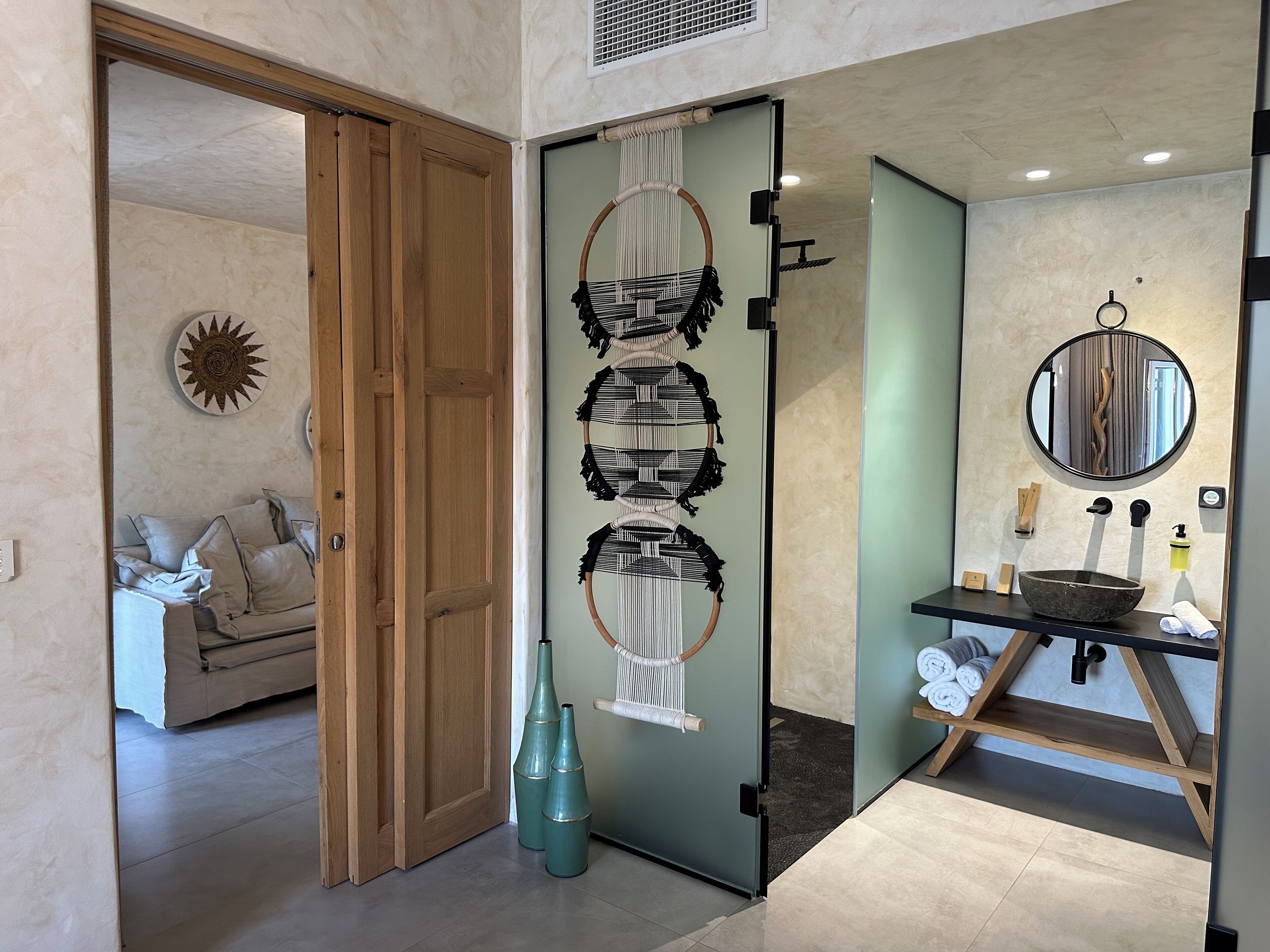 superior one bedroom suite with outdoor hot tub and sea view | 1 bedroom, hypo-allergenic bedding, minibar, in-room safe