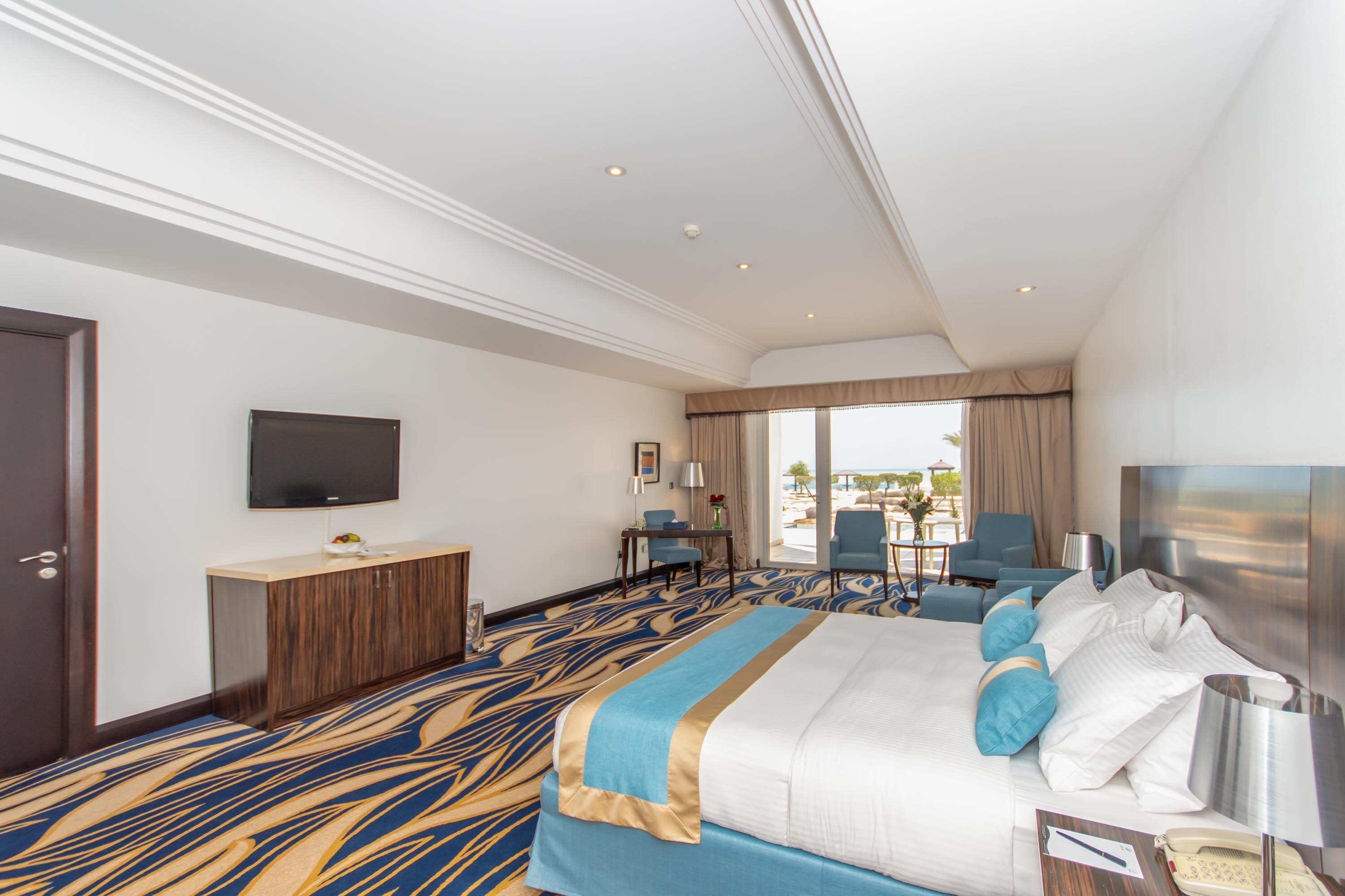 Premium bedding, Select Comfort beds, in-room safe, desk