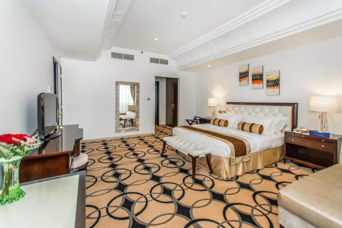 Executive Suite, Balcony, Sea View | Bathroom