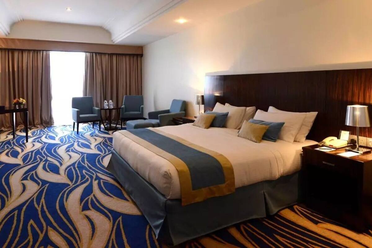 Premium bedding, Select Comfort beds, in-room safe, desk