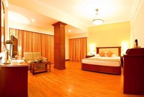 In-room safe, desk, soundproofing, iron/ironing board