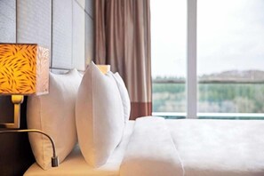 Ropa de cama hipoalergénica y minibar 