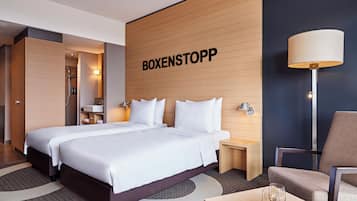 Twin Room | Hypo-allergenic bedding, minibar, in-room safe, desk