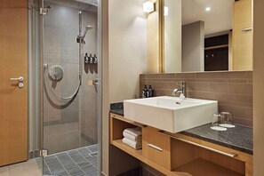 Junior Suite | Bathroom
