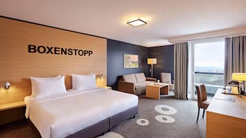 Junior Suite | ์ ์๊ทน์ฑ ์นจ๊ตฌ, ๋ฏธ๋๋ฐ, ๊ฐ์ค ๋ด ๊ธ๊ณ , ์ฑ
์