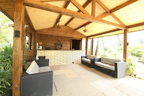 Exterior detail - Montego Bay Beach Village (Morjim)