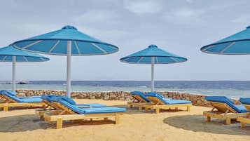 Ubicación a pie de playa y bar en la playa