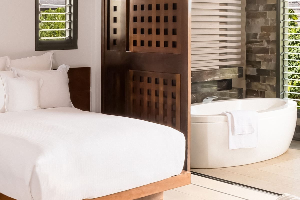 Premium-huone | 1 makuuhuone, ylelliset vuodevaatteet, minibaari, tallelokero huoneessa