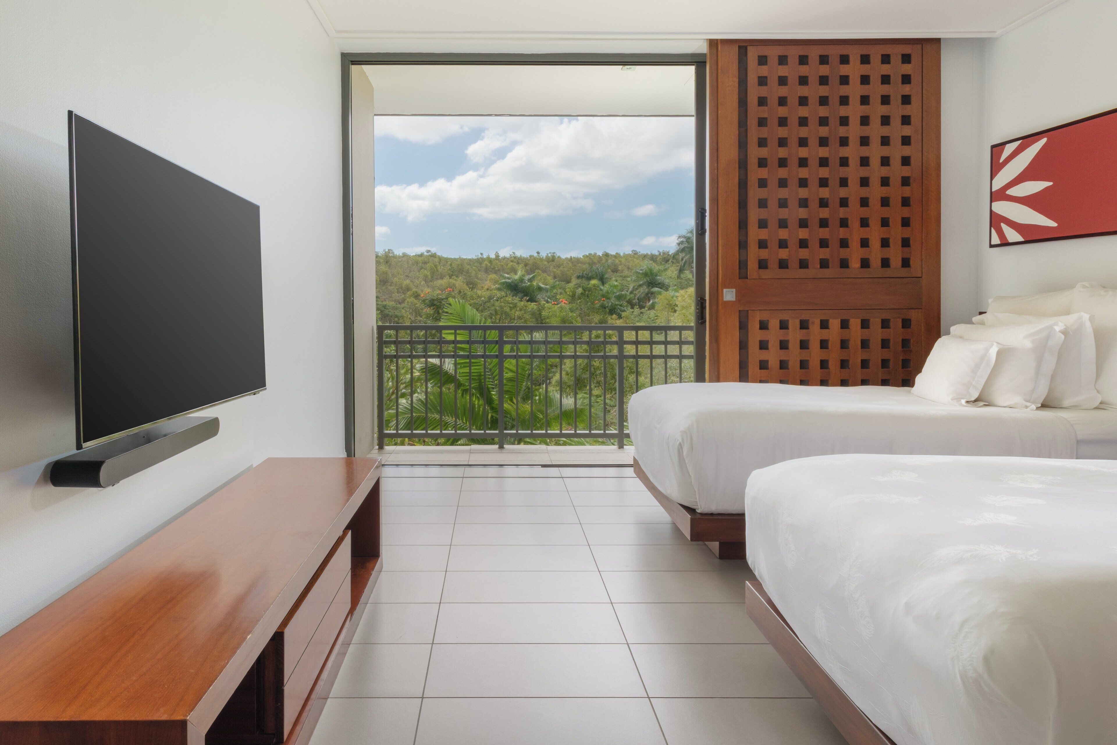 Suite, 2 chambres, accès au salon club | Literie de qualité supérieure, minibar, coffres-forts dans les chambres