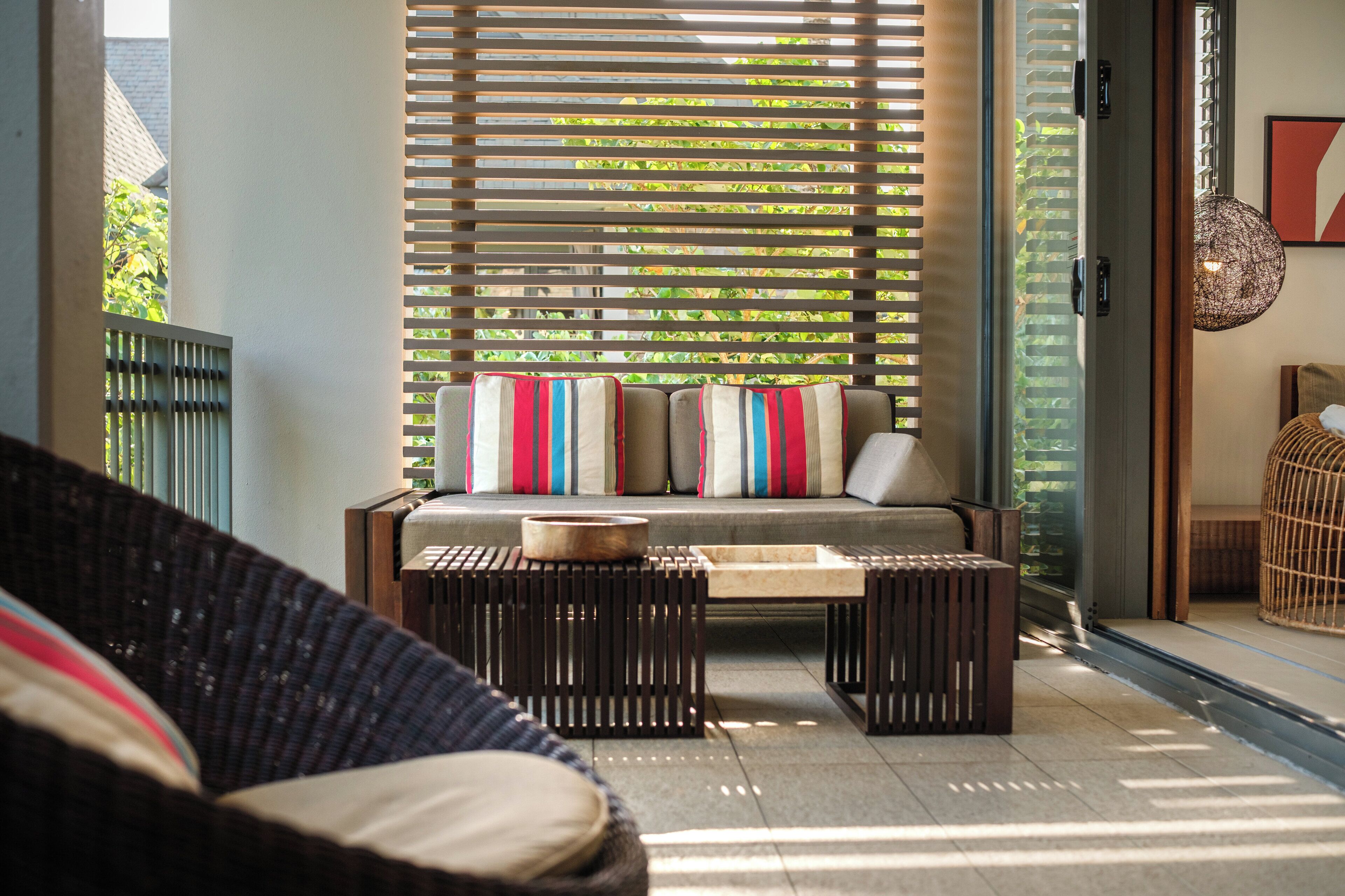 套房, 1 间卧室, 阳台, 环礁湖景观 | 高档床上用品、迷你吧、客房内保险箱、特色装修