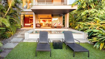 Suíte, 2 quartos, acesso ao Club Lounge (Plunge Pool) | 1 quarto, roupas de cama premium, frigobar, cofres nos quartos