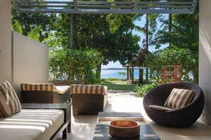 客房, 1 張特大雙人床, 地面層 (Beachfront) | 客房景觀