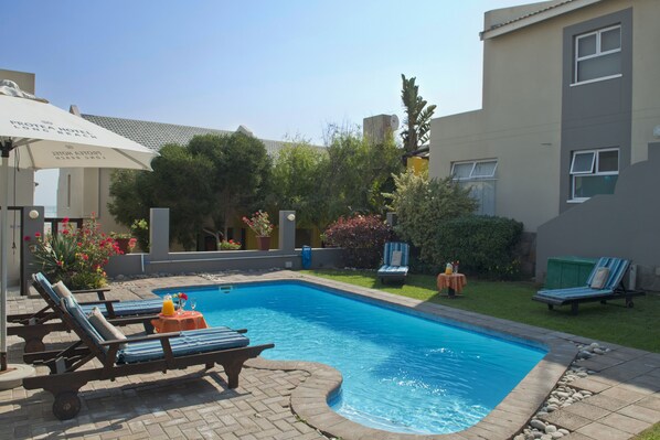 Outdoor pool - Long Beach Lodge (Walvis Bay)