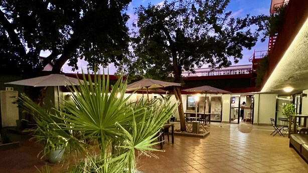 Unclassified image, 1 of 25, button - Hotel Thuringerhof (Windhoek)