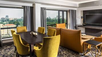 Executive Suite, 1 King Bed
