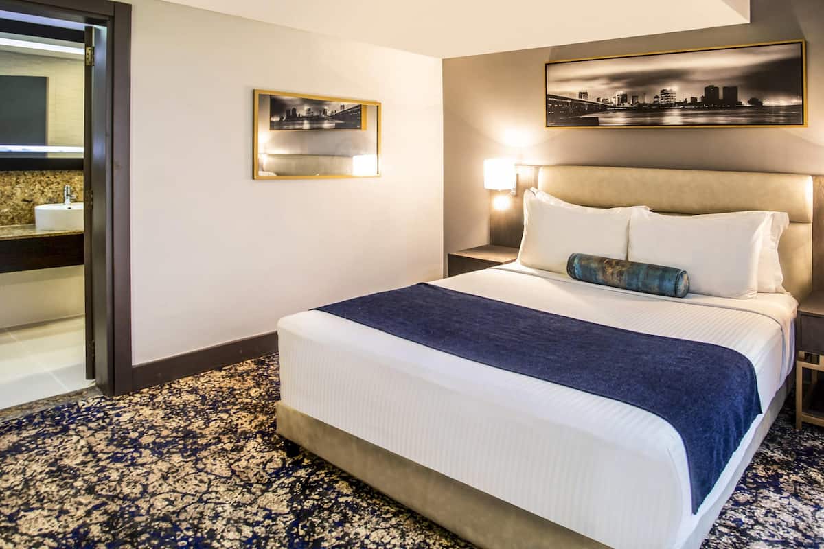 Executive Suite, 1 King Bed