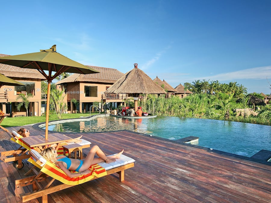 Outdoor pool, sun loungers