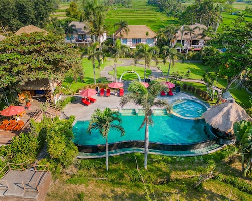 Mara River Safari Lodge