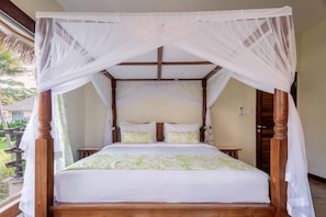 Tembo Family Suite + Bali Safari Entrance & Safari Journey | Minibar, in-room safe, individually decorated, individually furnished
