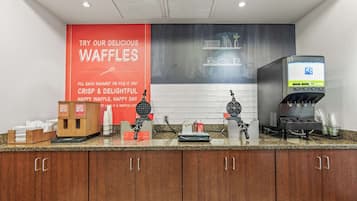Buffet déjeuner gratuit tous les jours