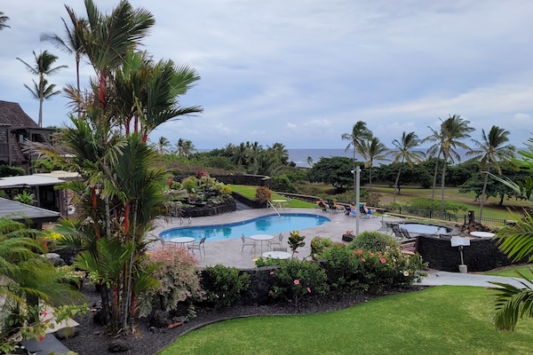 Outdoor pool, pool loungers