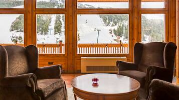 Sala de estar en el lobby