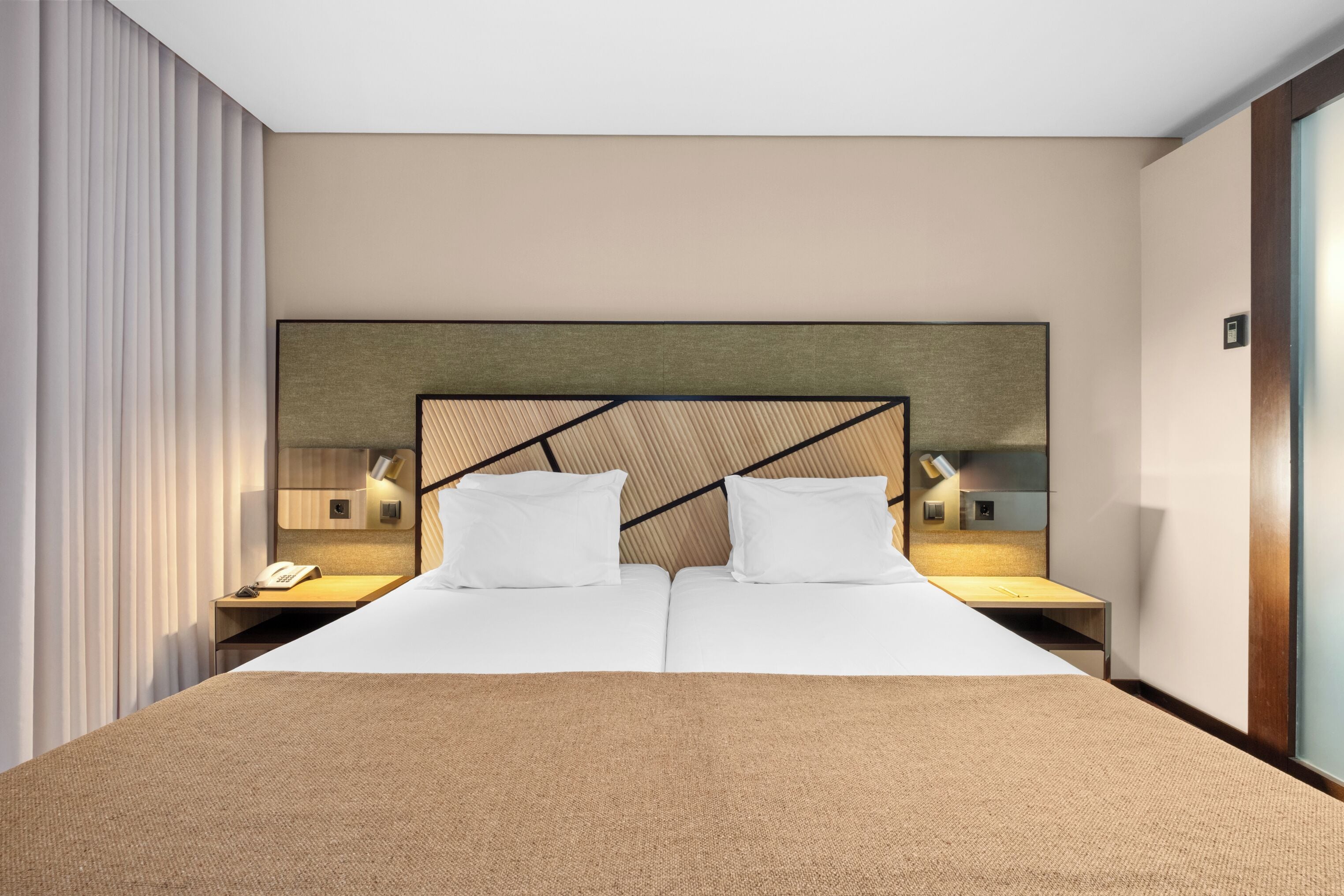 Twin Room, Balcony | Minibar, in-room safe, desk, blackout drapes