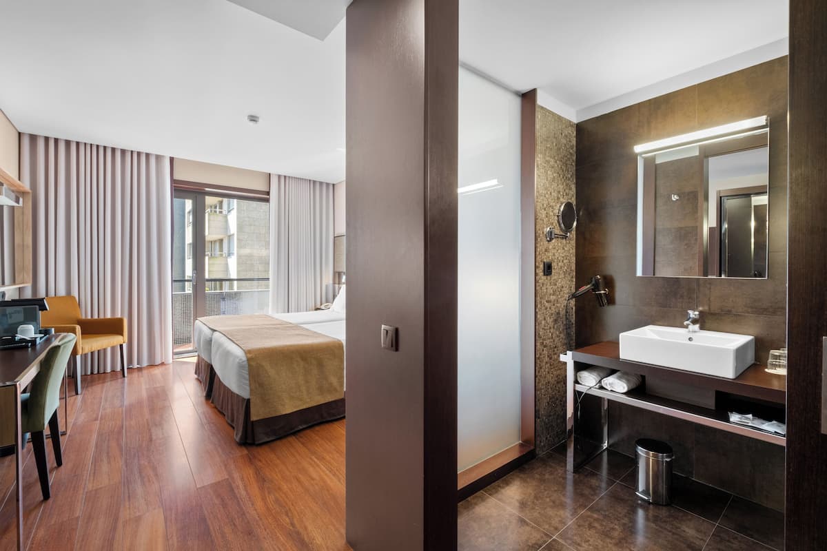 Minibar, in-room safe, desk, blackout drapes