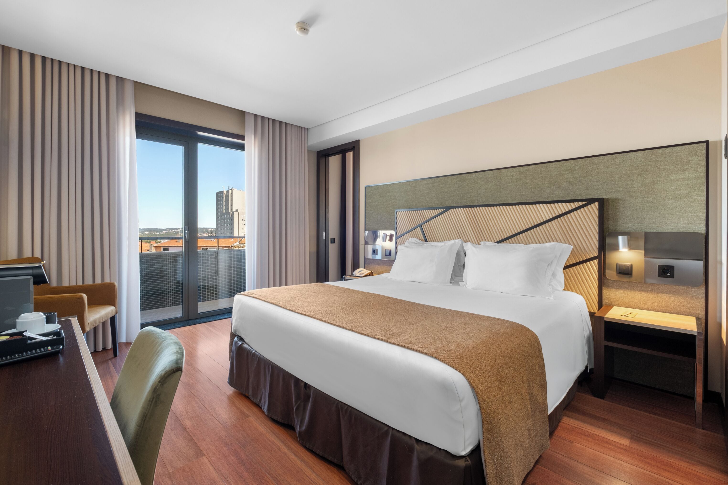 Minibar, in-room safe, desk, blackout drapes