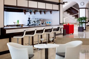 Bar (in der Unterkunft)