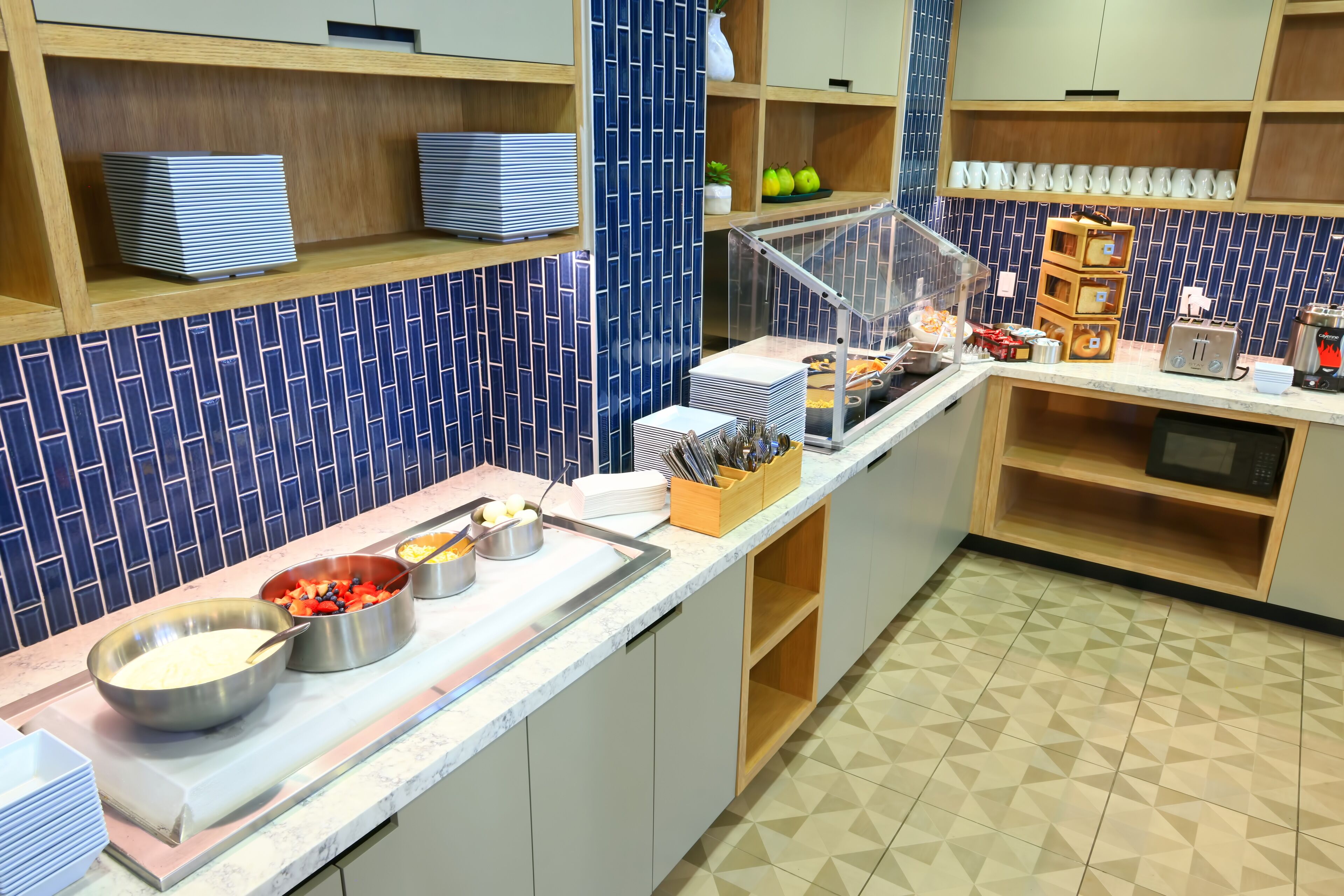 free daily on-the-go breakfast