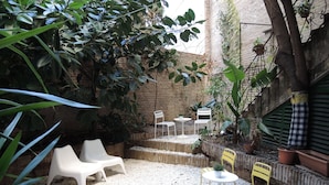 Garden - ABCyou Bed & Breakfast (Valencia)