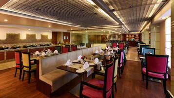 Daily buffet breakfast (INR 250 per person)