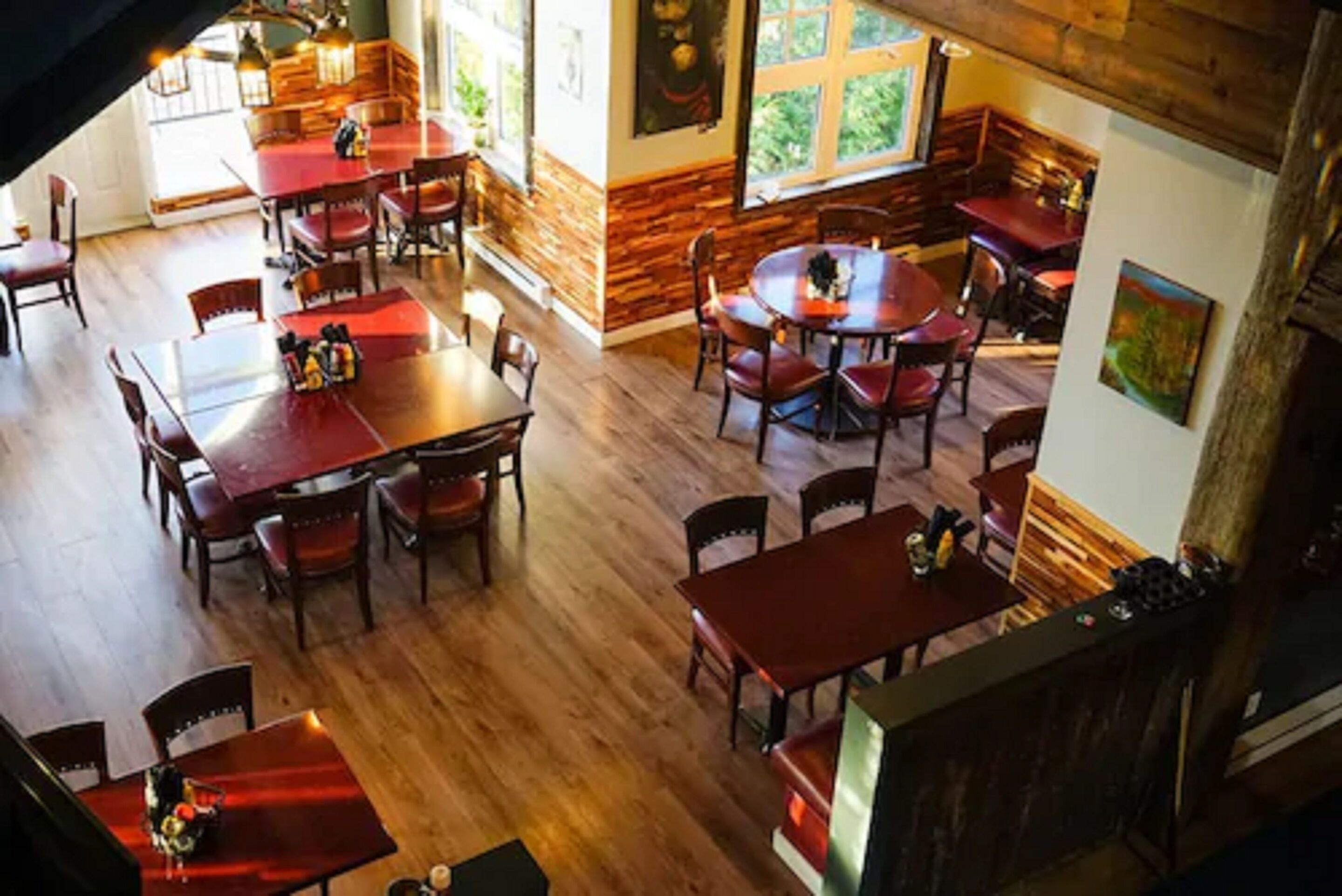 daily cooked-to-order breakfast for a fee