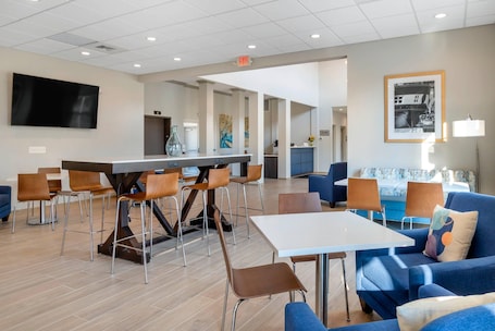 Lobby. The Inn at Leonardtown, an Ascend Collection Hotel