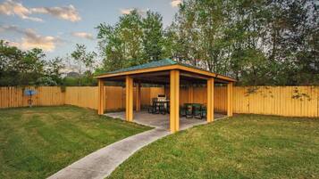 Tempat makan outdoor