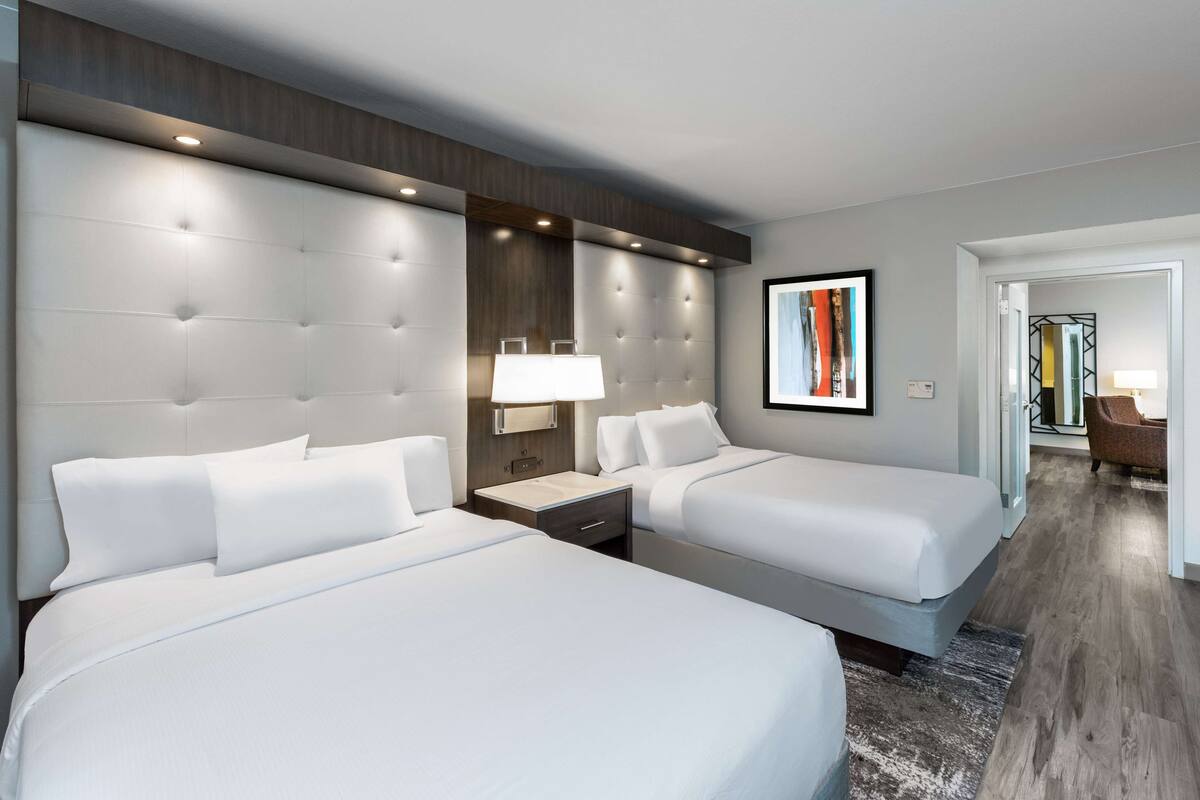 1 bedroom, hypo-allergenic bedding available, pillowtop beds