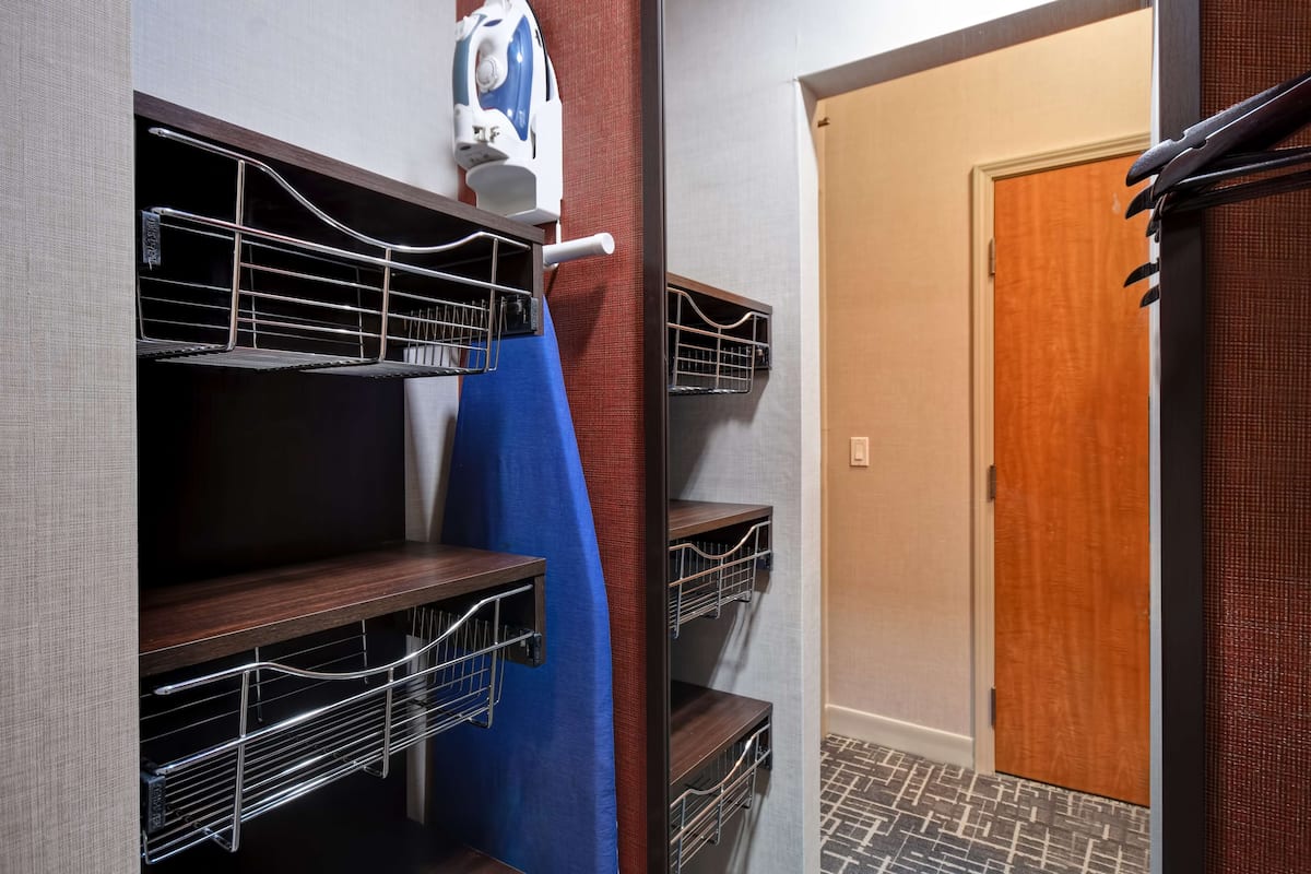 In-room safe, desk, soundproofing, iron/ironing board