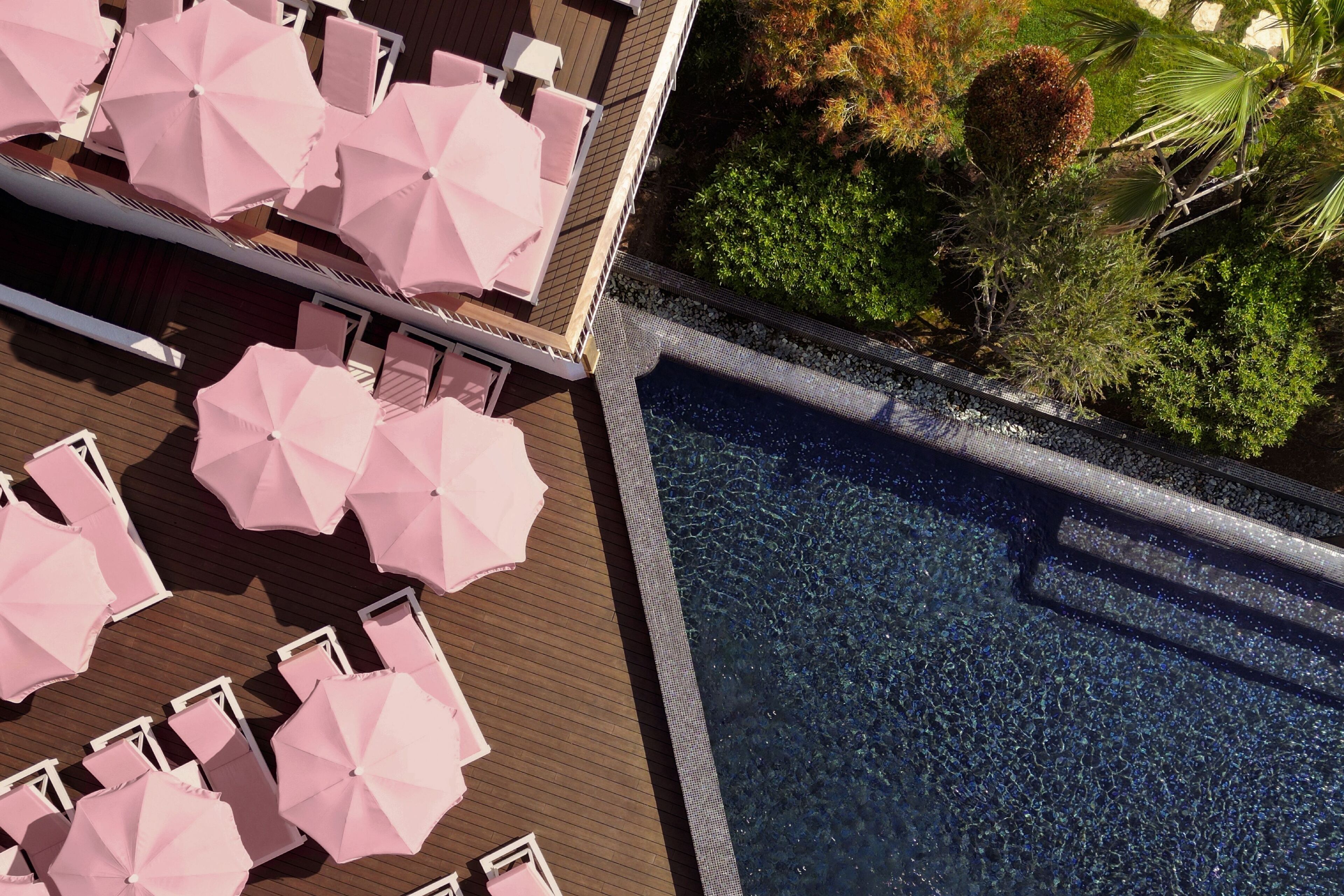 private beach, sun-loungers, beach umbrellas, beach towels