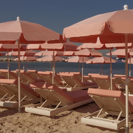 Private beach, sun loungers, beach umbrellas, beach towels
