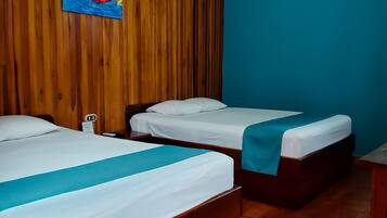 In-room safe, desk, free WiFi, bed sheets