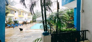 Estúdio (A/C) | Vista para o pátio