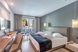 Double Swim-up Room | Minibar, in-room safe, desk, blackout drapes - Astir Odysseus Kos Resort & Spa (Kos)